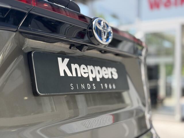 Toyota YARIS Cross 1.5 Hybrid 115 First Edition | GEEN AFLEVERKOSTEN | Navigatie, Camera, Draadloze telefoonlader