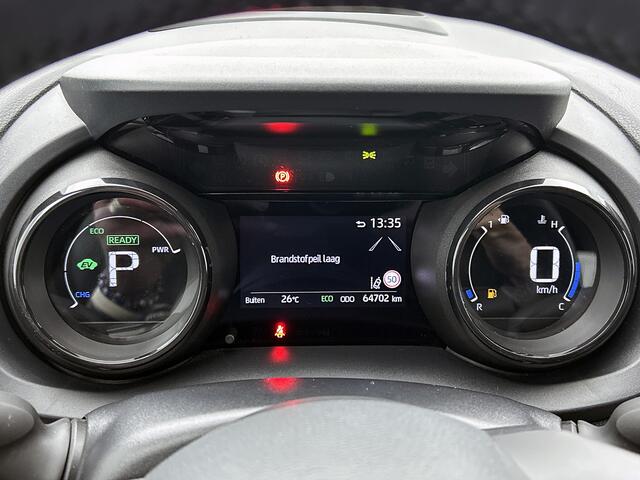 Toyota YARIS 1.5 Hybrid Executive | Dealer onderhouden | JBL | Head-Up Display | dodehoek detectie | stoel+stuurverwarming | Draadloze telefoonlader | Pakeersensoren voor+achter | Navigatie | Apple CarPlay/Android Auto |
