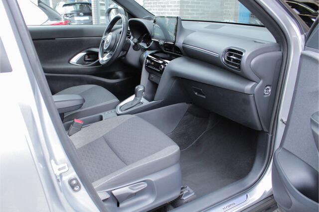 Toyota YARIS Cross 1.5 Hybrid First Edition |NL auto|dealer onderhouden|CarPlay/Android Auto|