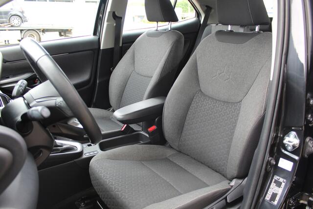 Toyota YARIS Cross 1.5 Hybrid Dynamic Special | Rijklaar | Head Up | Stoel-/stuurverw. | LED | Keyless | Apple/Android | All-season