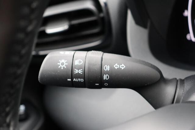 Toyota YARIS Cross 1.5 Hybrid 115 Dynamic Limited, Parkeersensoren, Stuurverwarming