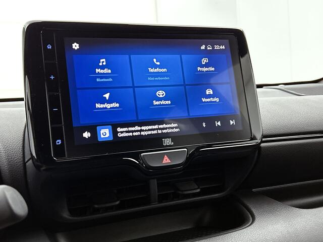 Toyota YARIS 1.5 Hybrid GR Sport + | BTW voertuig | JBL | Head-Up Display | Dodehoek detectie | Stoel+stuurverwarming | Parkeersensoren voor+achter | Apple CarPlay/Android Auto | Cruise Contol Adaptive |