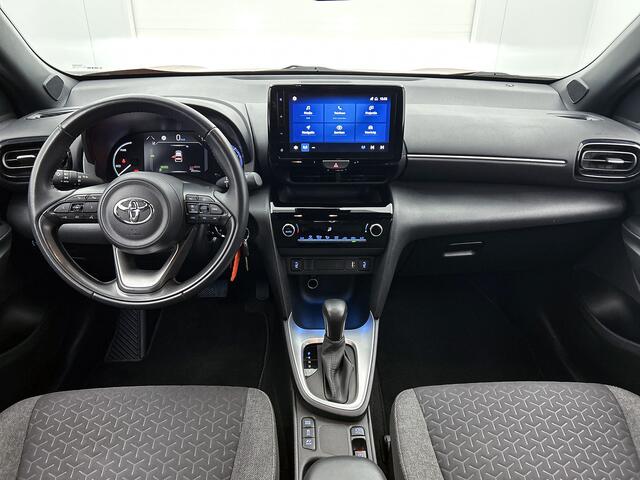 Toyota YARIS Cross 1.5 Hybrid Dynamic + Limited Dealer Onderhouden | Parkeersensoren voor+achter | Stoelverwarming | Climate Control | Cruise Control Adaptive | Achteruitrijcamera | Navigatie | Apple CarPlay/Android Auto |