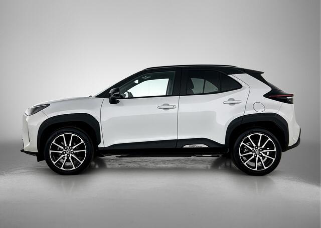 Toyota YARIS Cross 1.5 Hybrid 130 GR SPORT | BTW voertuig | JBL | Head-Up Display | LED Matrix | Dodehoek detectie | Stoel+stuurverwarming | Parkeersensoren Voor+Achter | Elektrische Achterklep |