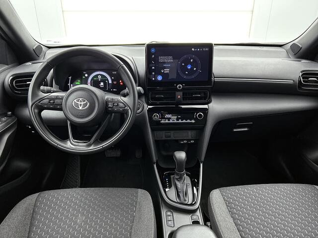 Toyota YARIS Cross 1.5 Hybrid 115 First Edition | BTW voertuig | Apple Carplay/Android Auto | Cruise Control Adaptive | Achteruitrijcamera | Climate Control | Keyless Entry/Start | Bluetooth |