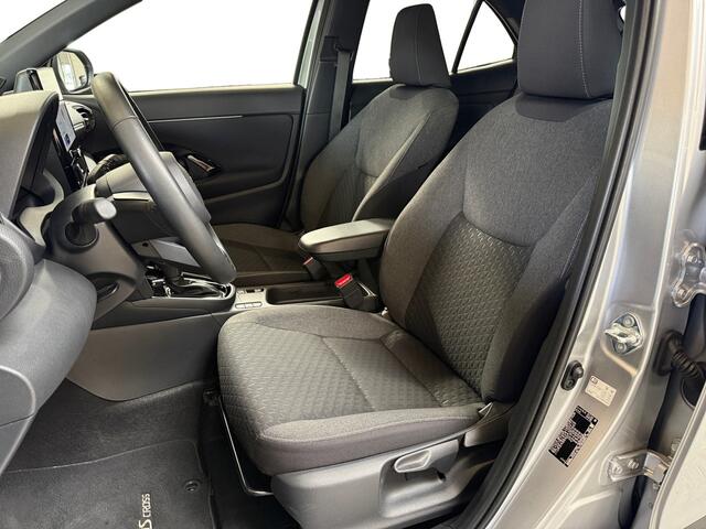 Toyota YARIS Cross 1.5 Hybrid Dynamic I Stuur en Stoelverwaming I Camera I Adptive Cruise