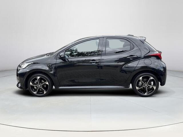 Toyota YARIS 1.5 Hybrid 130 Executive **STOEL- EN STUURVERWARMING/ PARKEERSENSOREN/ DODEHOEK DETECTIE**