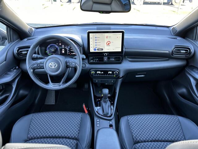 Toyota YARIS 1.5 Hybrid 130 Executive **STOEL- EN STUURVERWARMING/ PARKEERSENSOREN/ DODEHOEK DETECTIE**
