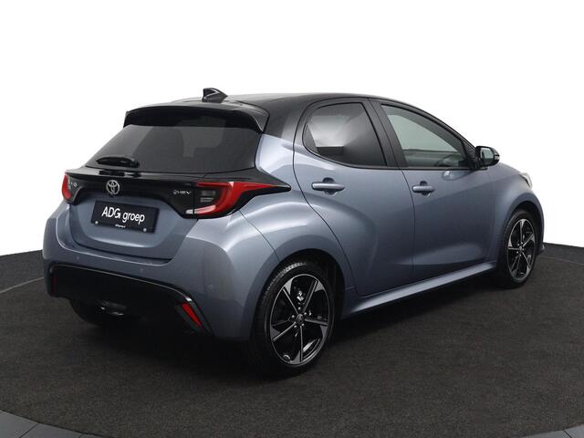 Toyota YARIS 1.5 Hybrid 130 Executive | Voorstoelen verwarmd | Bi-Tone | Nieuwe Auto |