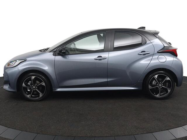 Toyota YARIS 1.5 Hybrid 130 Executive | Voorstoelen verwarmd | Bi-Tone | Nieuwe Auto |