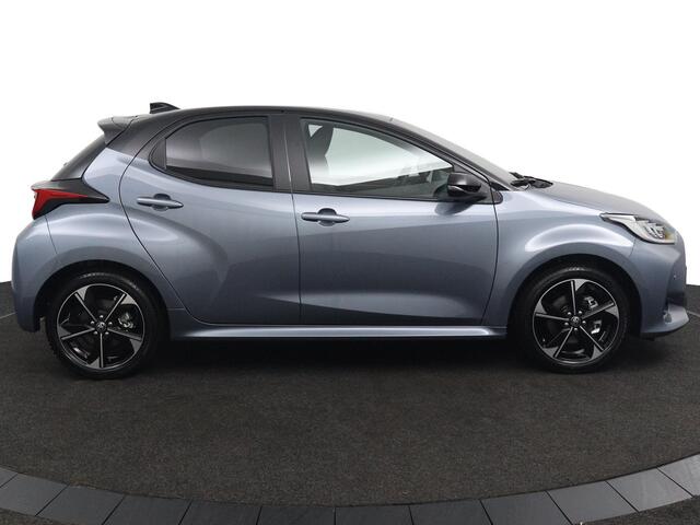 Toyota YARIS 1.5 Hybrid 130 Executive | Voorstoelen verwarmd | Bi-Tone | Nieuwe Auto |