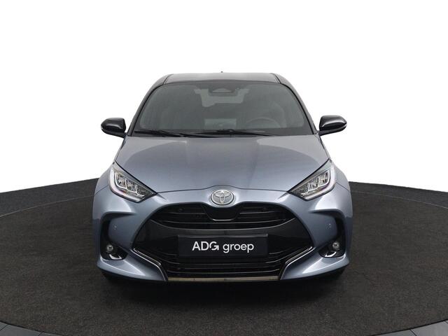 Toyota YARIS 1.5 Hybrid 130 Executive | Voorstoelen verwarmd | Bi-Tone | Nieuwe Auto |