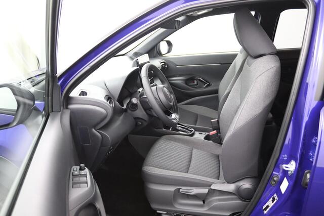 Toyota YARIS Cross 1.5 Hybrid 115 Dynamic | Nieuwe Auto | Uit Voorraad Leverbaar | Comfort Pakket |