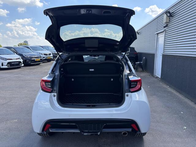 Toyota YARIS 1.5 Hybrid GR Sport Bi-tone