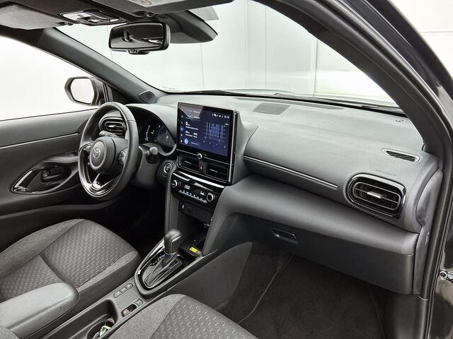 Toyota YARIS Cross 1.5 Hybrid 115 Dynamic Comfort Pack | BTW voertuig | Dodehoek detectie | Stuur+stoelverwarming | Parkeersensoren voor+achter | Draadloze telefoonlader | Apple CarPlay/Android Auto | Cruise Control Adaptive |