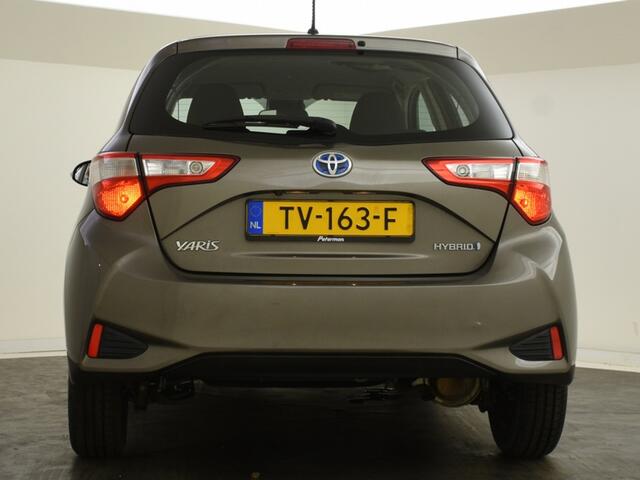Toyota YARIS 1.5 Hyb. Active | Camera | Climate | AEB |