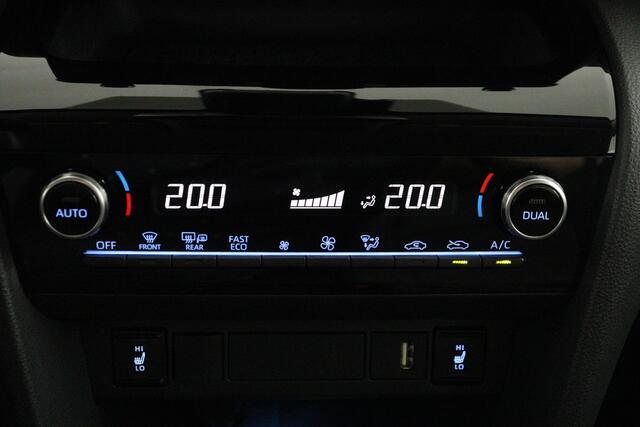 Toyota YARIS Cross 1.5 Hybrid Executive | Apple Carplay/Android Auto | Half leder | stuur en stoel verwarming |