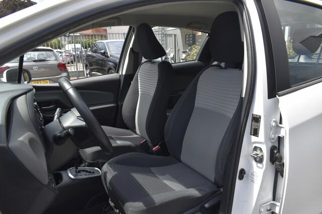 Toyota YARIS 1.5 Hyb. Dynamic