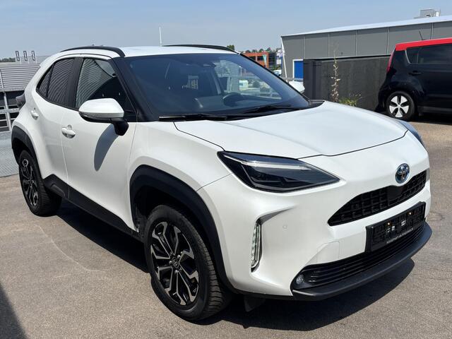 Toyota YARIS Cross 1.5 Hybrid Dynamic PLUS Dodehoekdetectie, Stoelverwarming, Parkeersensoren voor + achter, LMV, LED, Smart Key, Privacy glass, Elek. inklapbare spiegels