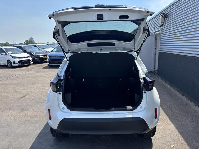 Toyota YARIS Cross 1.5 Hybrid Dynamic PLUS Dodehoekdetectie, Stoelverwarming, Parkeersensoren voor + achter, LMV, LED, Smart Key, Privacy glass, Elek. inklapbare spiegels