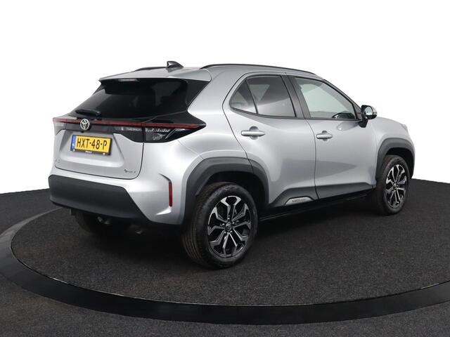 Toyota YARIS Cross 1.5 Hybrid 115 Dynamic | Apple Carplay/Android Auto | Parkeersensoren | Stoel/Stuurverwarming |