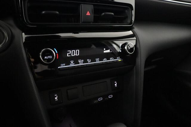 Toyota YARIS Cross 1.5 Hybrid 115 Dynamic | Apple Carplay/Android Auto | Parkeersensoren | Stoel/Stuurverwarming |