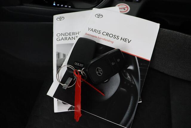 Toyota YARIS Cross 1.5 Hybrid 115 Dynamic | Apple Carplay/Android Auto | Parkeersensoren | Stoel/Stuurverwarming |