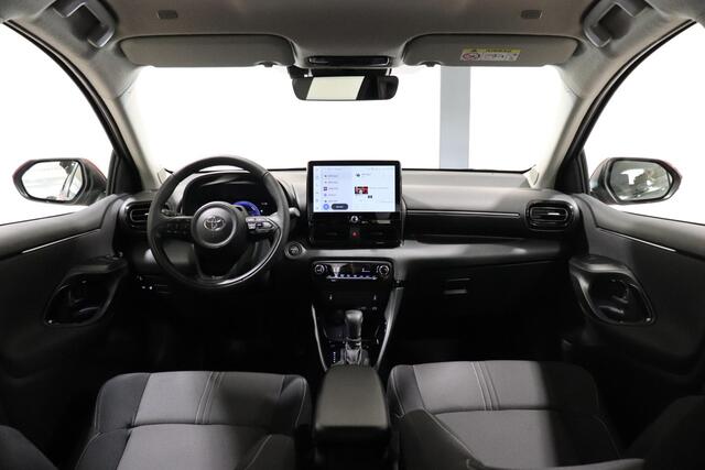 Toyota YARIS Cross 1.5 Hybrid 115 Dynamic, Comfort Pack, Inruilpremie ¤2.000! BSM, Sensoren, Apple Carplay/Android