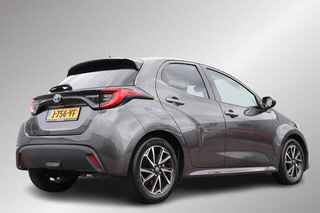 Toyota YARIS 1.5 Hybrid First Edition, Stoelverwarming voor, Dealer onderhouden, Apple Carplay/Android Auto!
