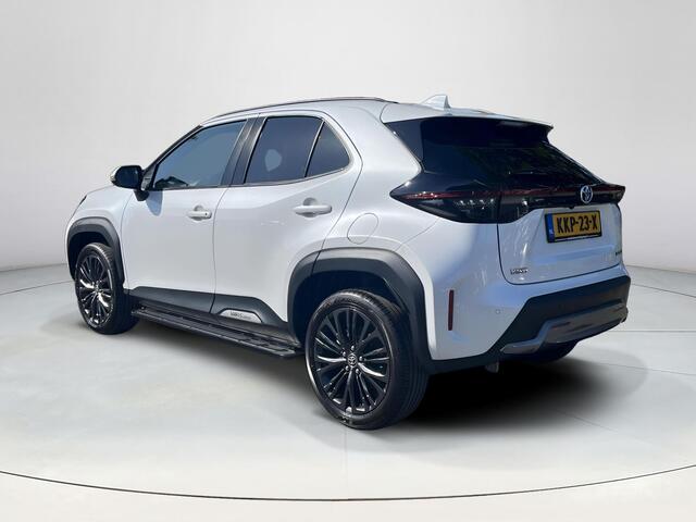 Toyota YARIS Cross 1.5 Hybrid Adventure | Stoelverwarming | Carplay | Parkeersensoren | Treeplanken | LED koplampen |