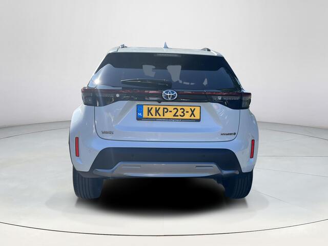Toyota YARIS Cross 1.5 Hybrid Adventure | Stoelverwarming | Carplay | Parkeersensoren | Treeplanken | LED koplampen |