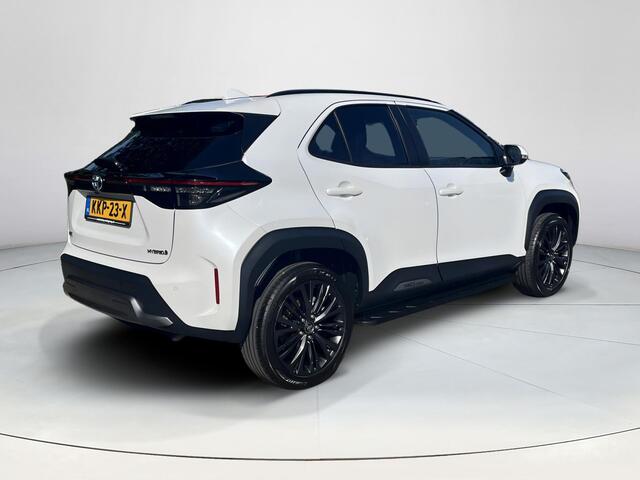 Toyota YARIS Cross 1.5 Hybrid Adventure | Stoelverwarming | Carplay | Parkeersensoren | Treeplanken | LED koplampen |