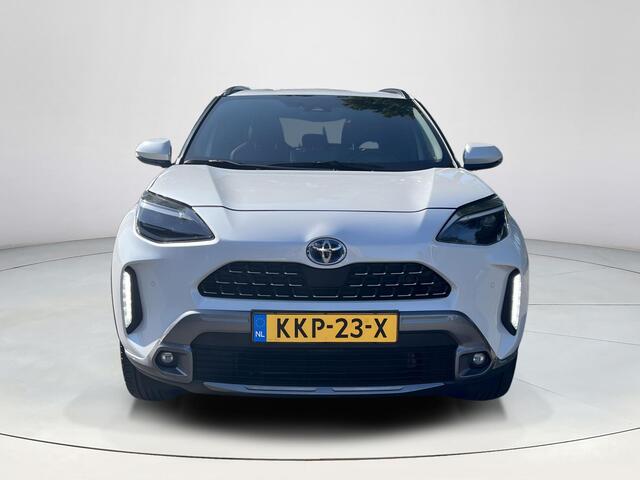 Toyota YARIS Cross 1.5 Hybrid Adventure | Stoelverwarming | Carplay | Parkeersensoren | Treeplanken | LED koplampen |