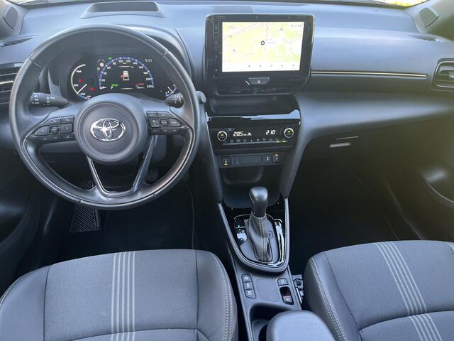 Toyota YARIS Cross 1.5 Hybrid Adventure | Stoelverwarming | Carplay | Parkeersensoren | Treeplanken | LED koplampen |