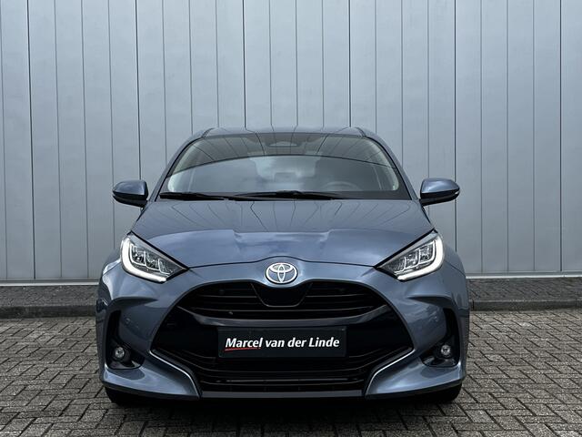 Toyota YARIS 1.5 Hybrid 115 Dynamic Comfort Pack Limited Nieuw Model Parkeer dodehoek Sensoren Stoel Stuur Verwarmd