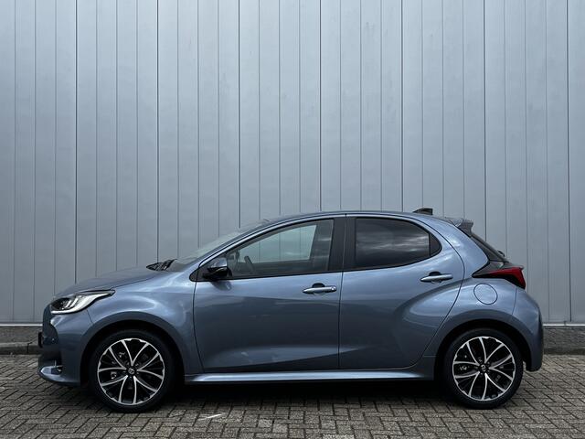 Toyota YARIS 1.5 Hybrid 115 Dynamic Comfort Pack Limited Nieuw Model Parkeer dodehoek Sensoren Stoel Stuur Verwarmd
