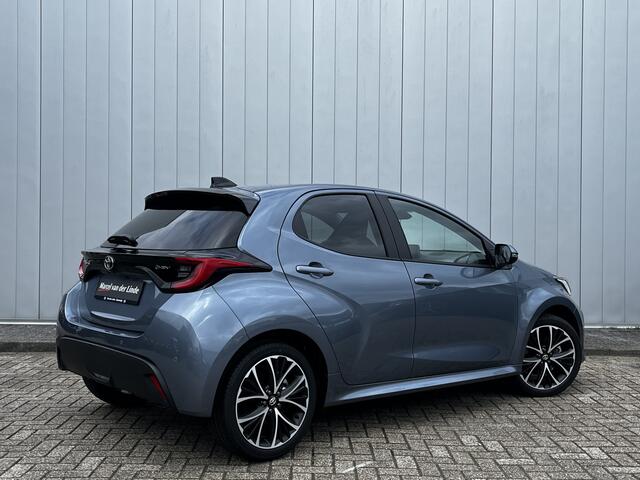 Toyota YARIS 1.5 Hybrid 115 Dynamic Comfort Pack Limited Nieuw Model Parkeer dodehoek Sensoren Stoel Stuur Verwarmd
