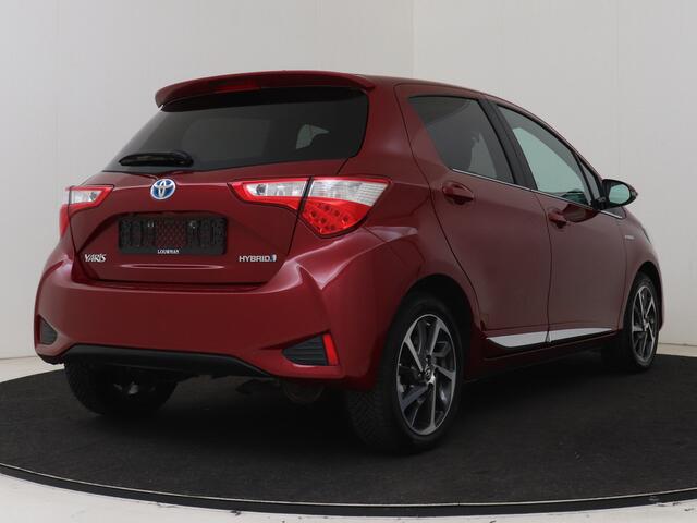 Toyota YARIS 1.5 Hybrid Premium | Dealeronderhouden | Panoramadak | Stoelverwarming | Climate Control | Cruise Control | Achteruitrijcamera | Armsteun | Bluetooth |