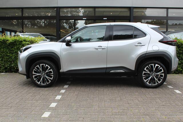 Toyota YARIS Cross 1.5 Hybrid Executive | Rijklaar | Stoel/Stuur-verw. | Adap. Cruise | Dodehoekdetectie | PDC | Camera