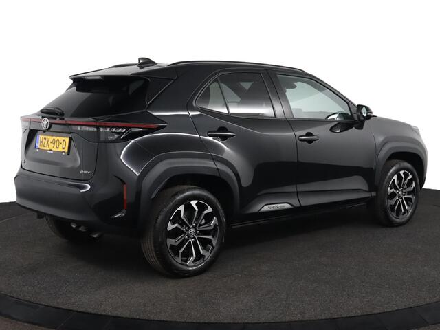 Toyota YARIS Cross 1.5 Hybrid 115 Dynamic | Parkeersensoren | Stoel/Stuurverwarming | Apple Carplay/Android Auto |