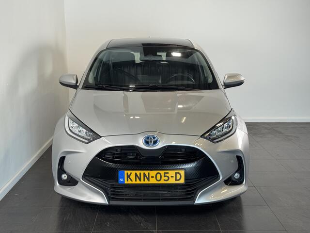 Toyota YARIS 1.5 Hybrid 115 Style Limited | Panoramadak | Head-up display | Parkeersensoren |
