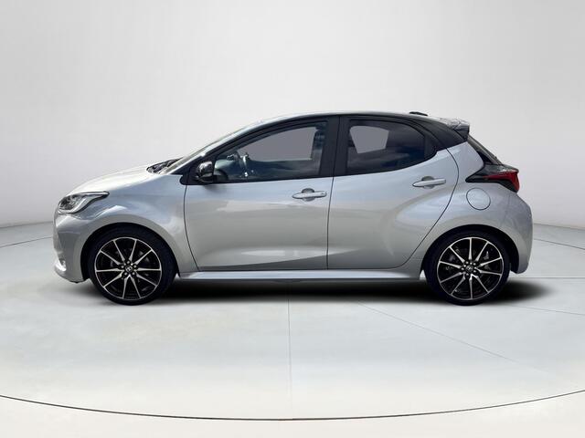 Toyota YARIS 1.5 Hybrid GR Sport **DODEHOEK DETECTIE/ STOELVERWARMING/ PARKEERSENSOREN**