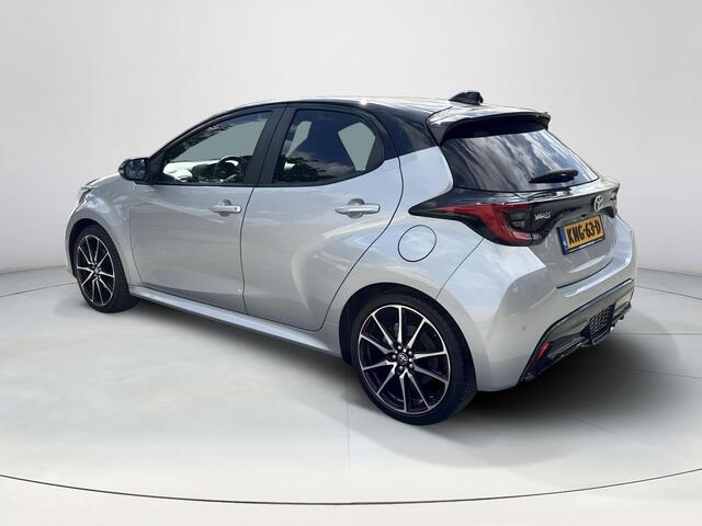 Toyota YARIS 1.5 Hybrid GR Sport **DODEHOEK DETECTIE/ STOELVERWARMING/ PARKEERSENSOREN**