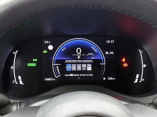 Toyota YARIS Cross 1.5 Hybrid 115 Dynamic | Voorstoelen verwarmd |