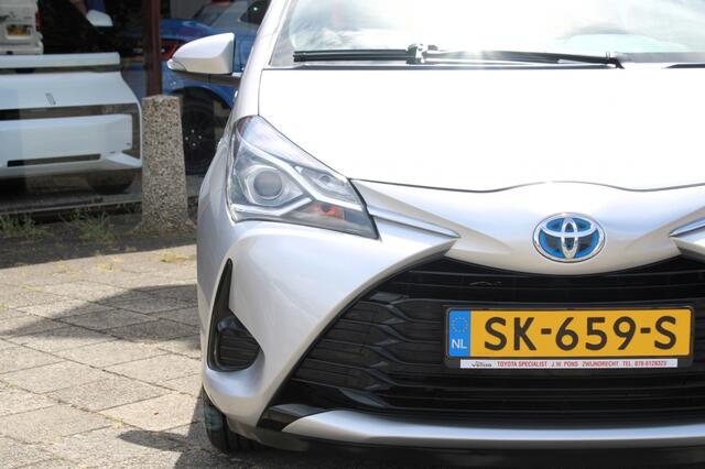 Toyota YARIS 1.5 Hybrid Premium