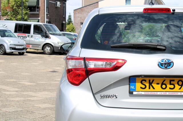 Toyota YARIS 1.5 Hybrid Premium