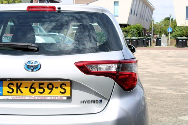 Toyota YARIS 1.5 Hybrid Premium