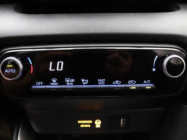 Toyota YARIS 115pk Hybrid Dynamic Apple Carplay/Android Auto | Climate