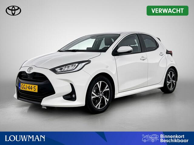 Toyota YARIS 1.5 Hybrid 115 First Edition | Dealer Onderhouden | Trekhaak Afneembaar | Apple CarPlay/Android Auto | Cruise Control Adaptive | Climate Control | Achteruitrijcamera | leseman