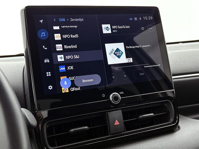 Toyota YARIS 1.5 Hybrid 115 First Edition | Dealer Onderhouden | Trekhaak Afneembaar | Apple CarPlay/Android Auto | Cruise Control Adaptive | Climate Control | Achteruitrijcamera | leseman